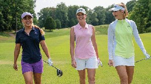 Những cách chọn Quần áo golf nữ phù hợp với từng dáng người