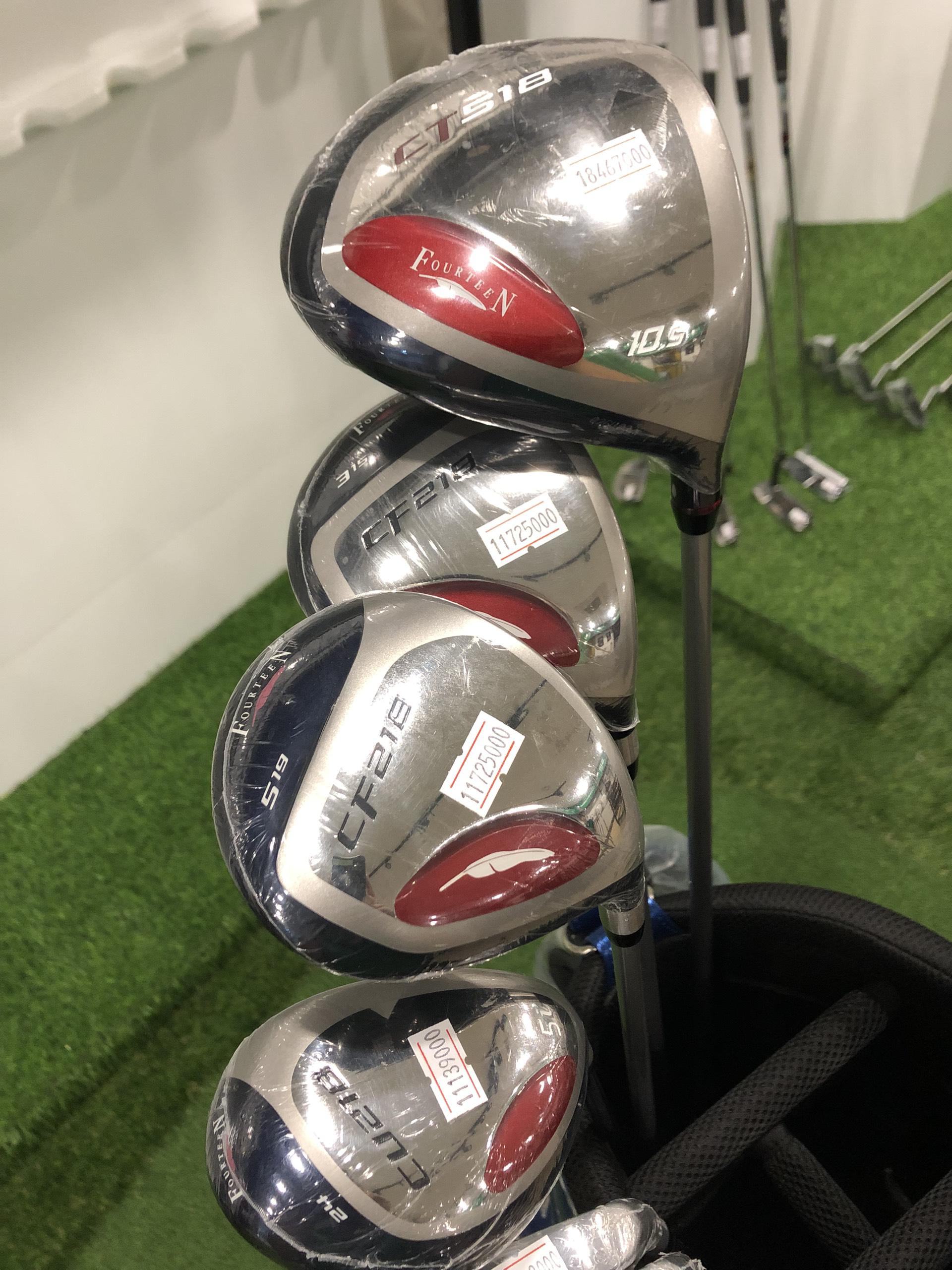 Bộ gậy golf Fourteen GelongD IX-001